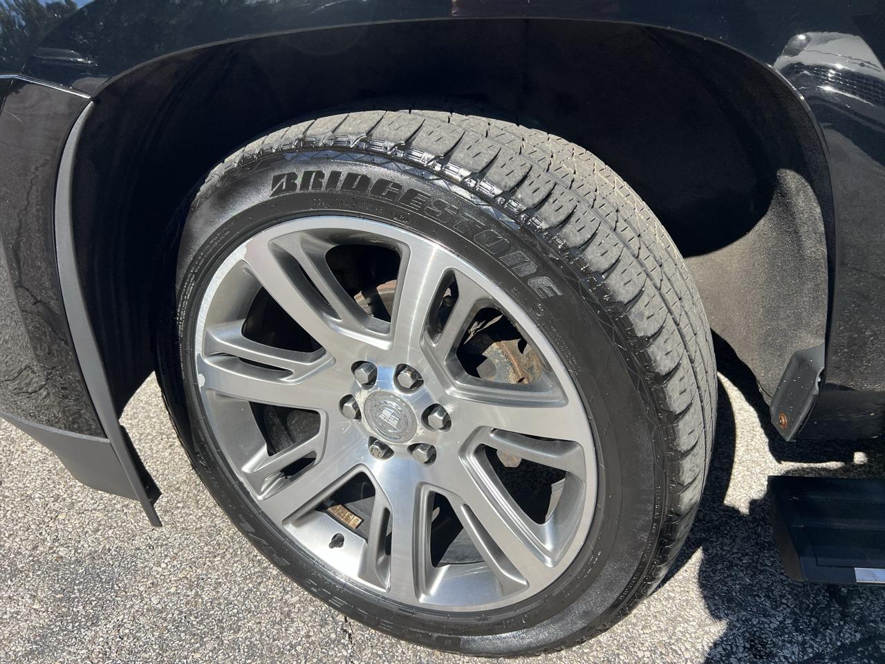 Cadillac Escalade ESV 4WD 4dr Premium 2015