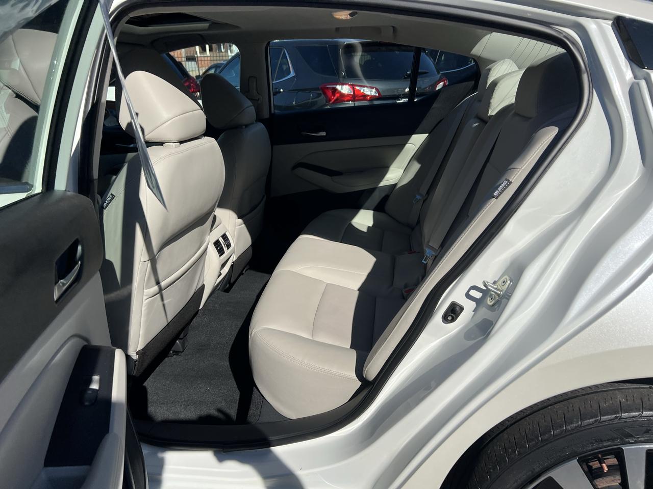 Nissan Altima 2.5 Platinum AWD Sedan 2019