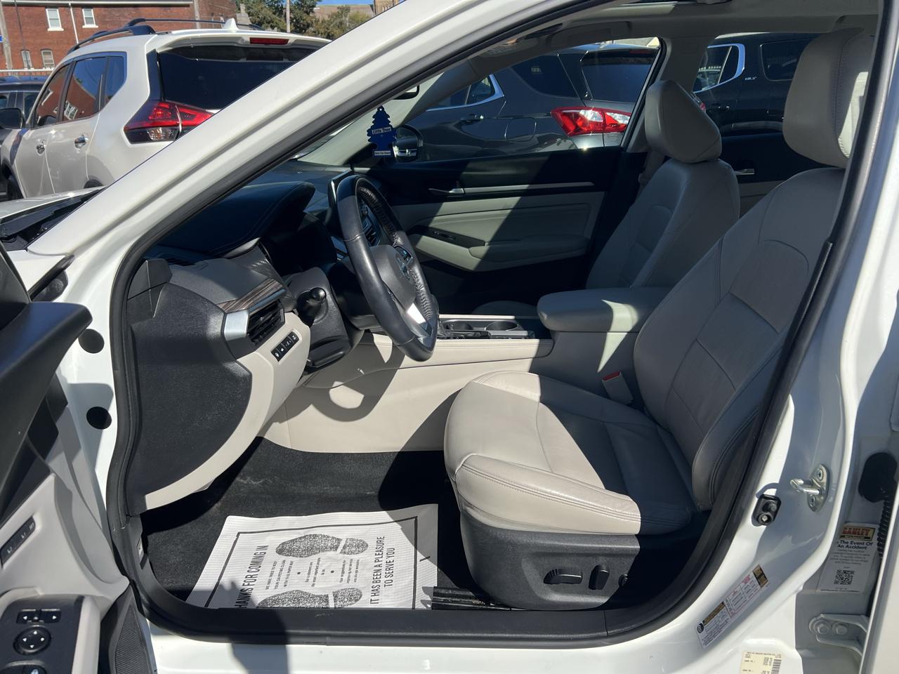 Nissan Altima 2.5 Platinum AWD Sedan 2019