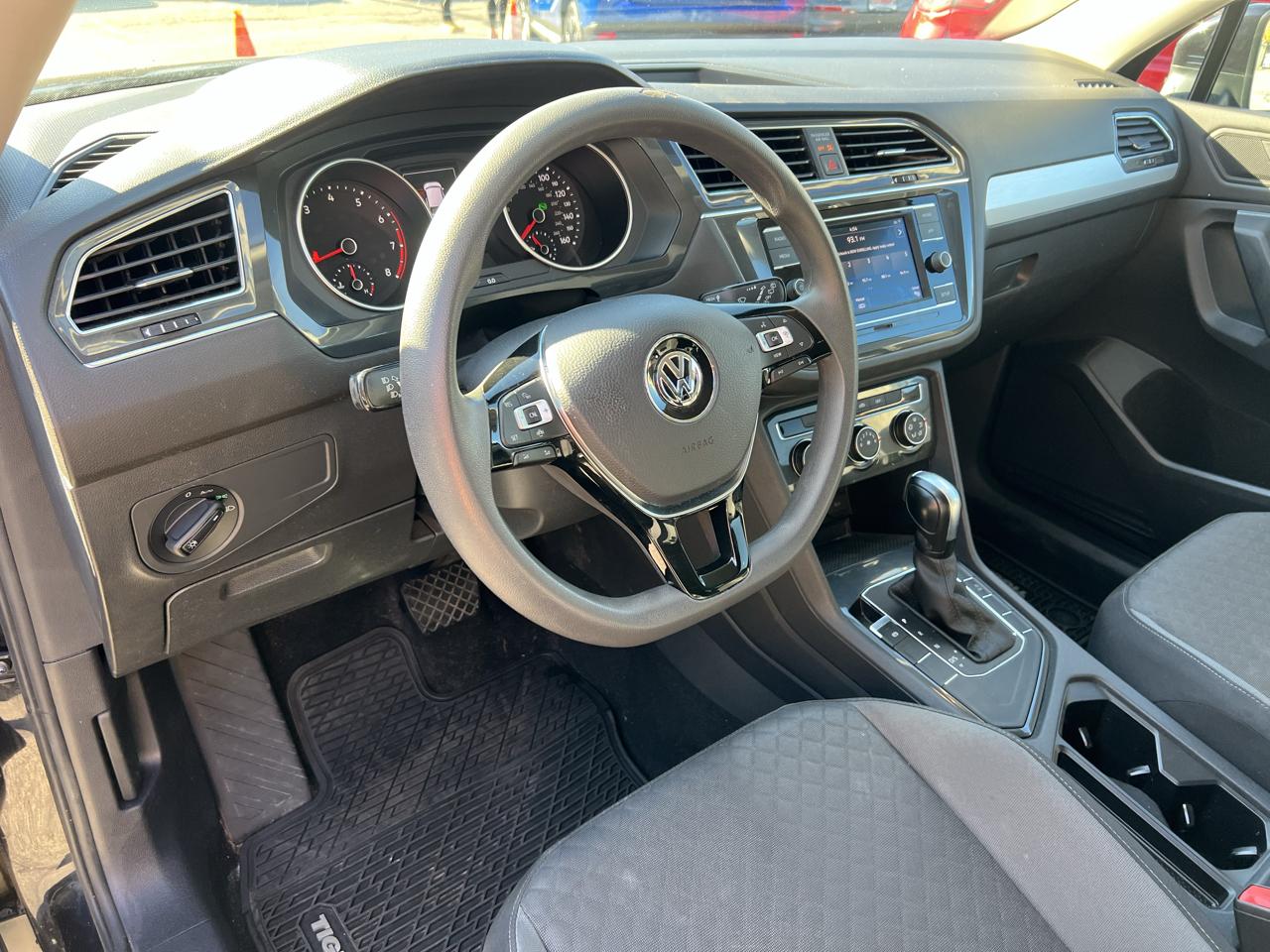 Volkswagen Tiguan 2.0T S FWD 2019
