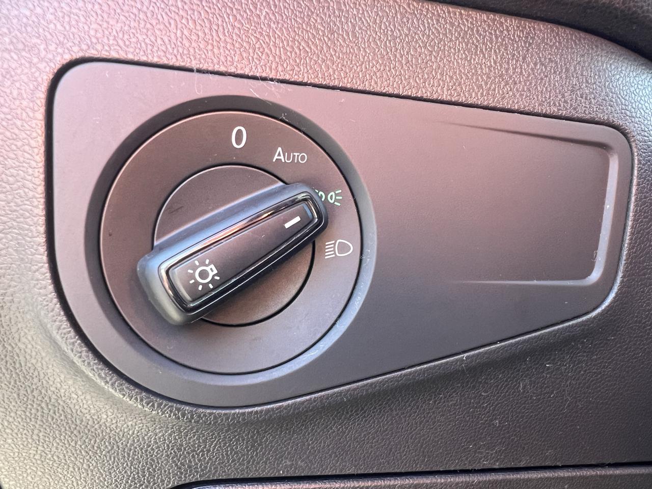 Volkswagen Tiguan 2.0T S FWD 2019