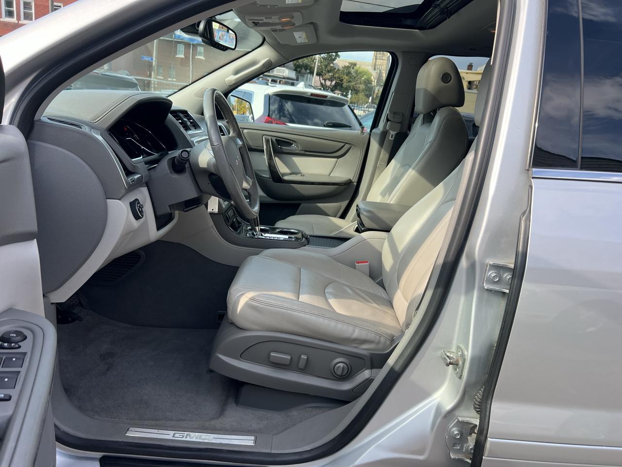 GMC Acadia FWD 4dr SLT 2016