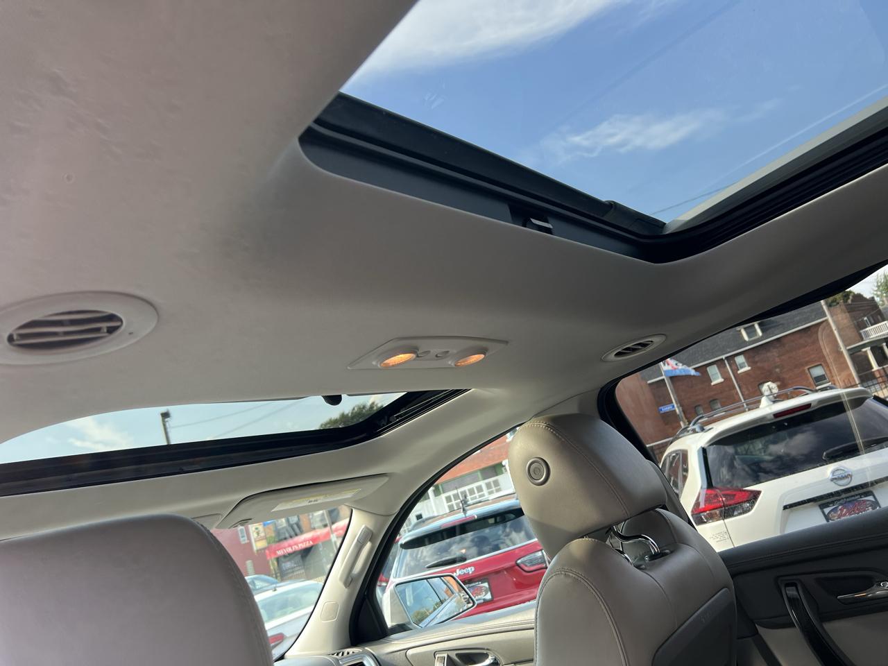 GMC Acadia FWD 4dr SLT 2016