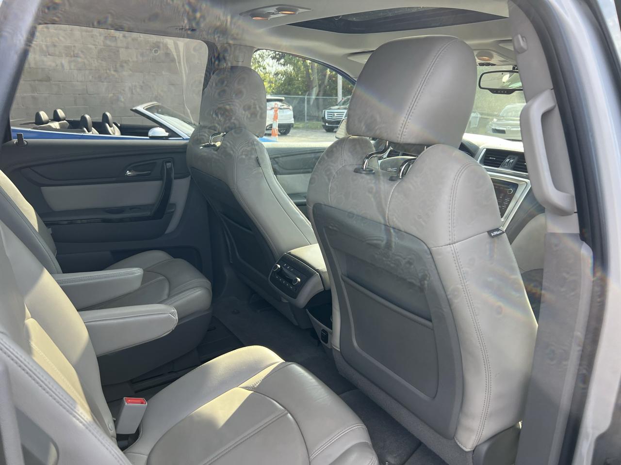 GMC Acadia FWD 4dr SLT 2016
