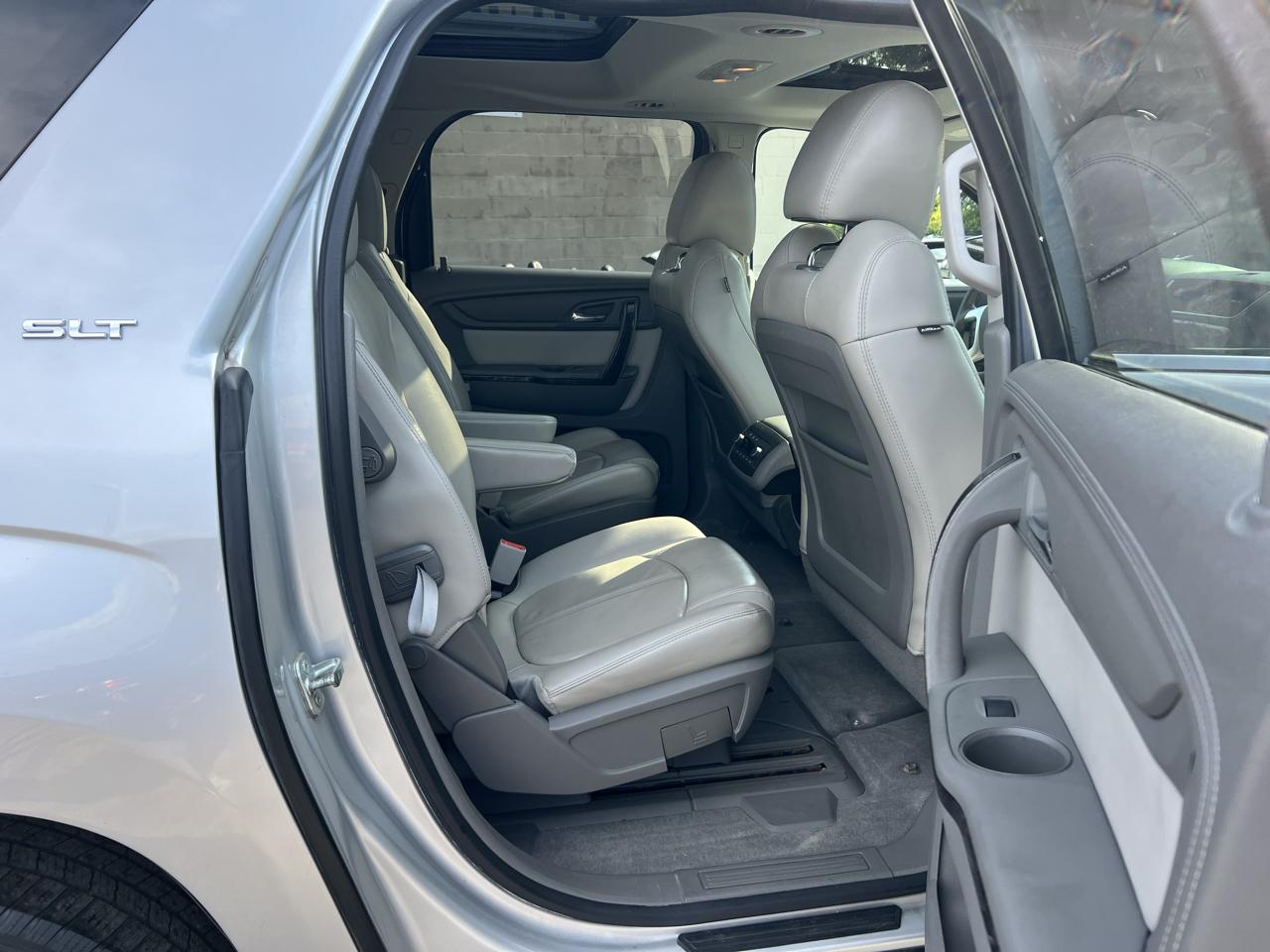 GMC Acadia FWD 4dr SLT 2016