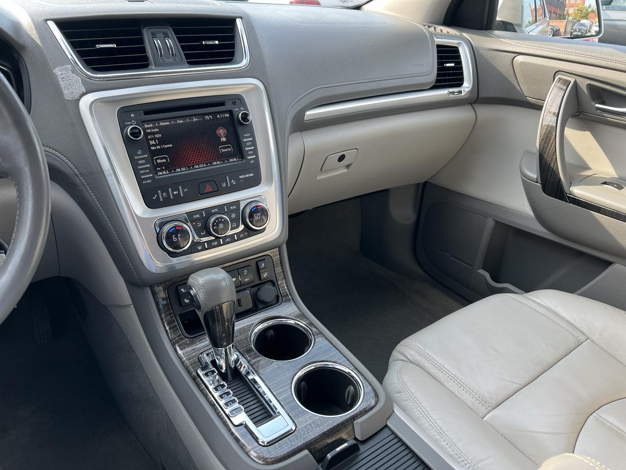 GMC Acadia FWD 4dr SLT 2016