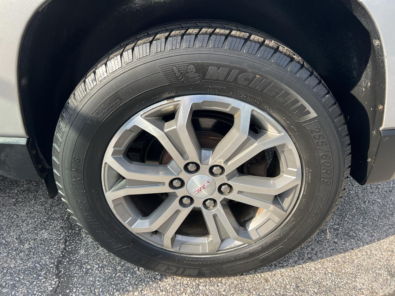 GMC Acadia FWD 4dr SLT 2016