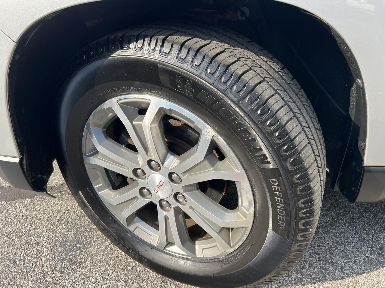 GMC Acadia FWD 4dr SLT 2016