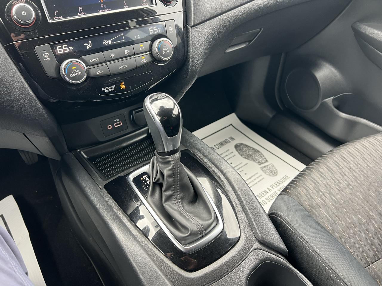 Nissan Rogue SV 2019
