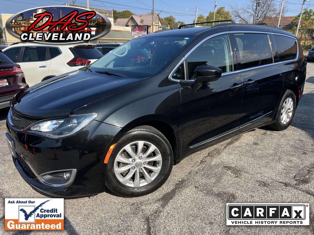 2017 Chrysler Pacifica Touring-L FWD