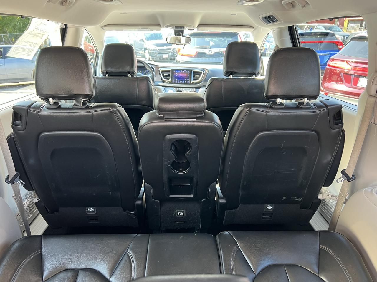 Chrysler Pacifica Touring-L FWD 2017