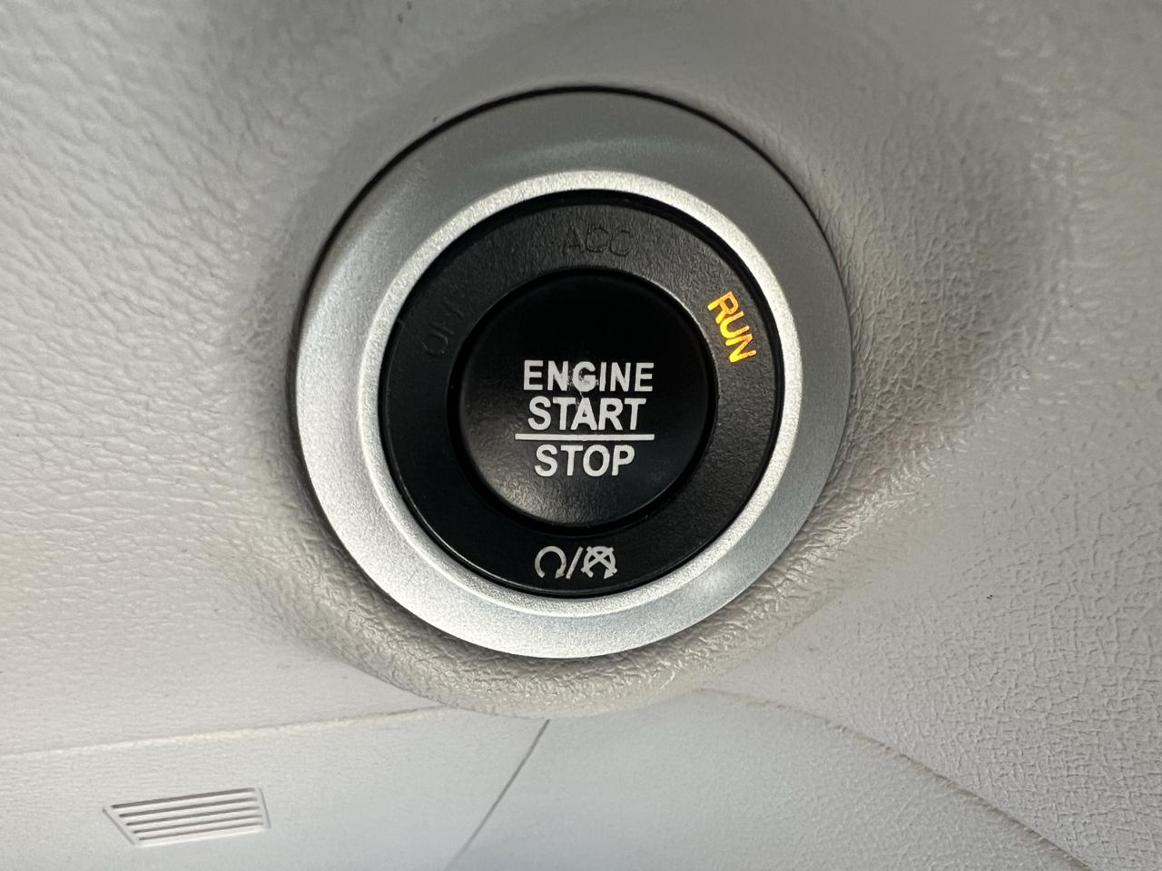 Chrysler Pacifica Touring-L FWD 2017