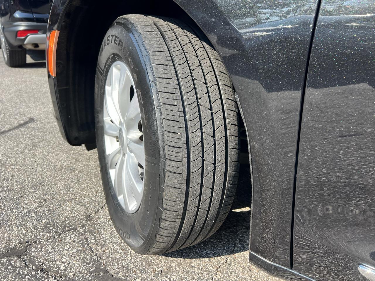 Chrysler Pacifica Touring-L FWD 2017