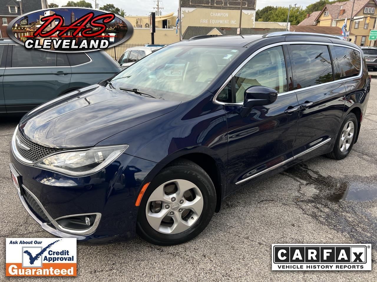 2017 Chrysler Pacifica Touring-L Plus FWD