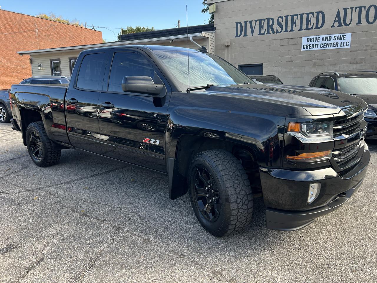Chevrolet Silverado 1500 4WD Double Cab 143.5" LT w/2LT 2018