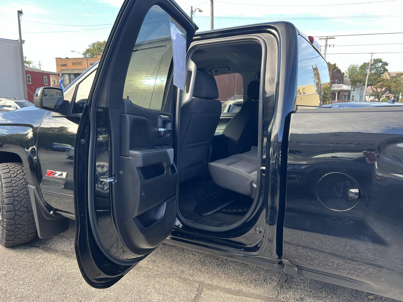 Chevrolet Silverado 1500 4WD Double Cab 143.5" LT w/2LT 2018