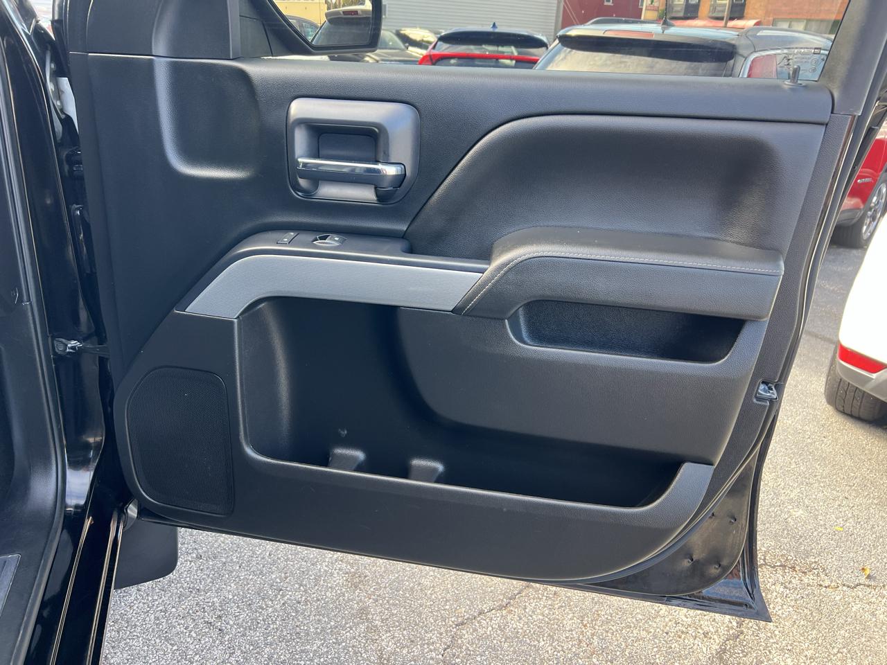 Chevrolet Silverado 1500 4WD Double Cab 143.5" LT w/2LT 2018