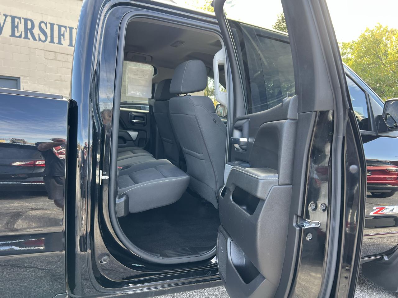 Chevrolet Silverado 1500 4WD Double Cab 143.5" LT w/2LT 2018