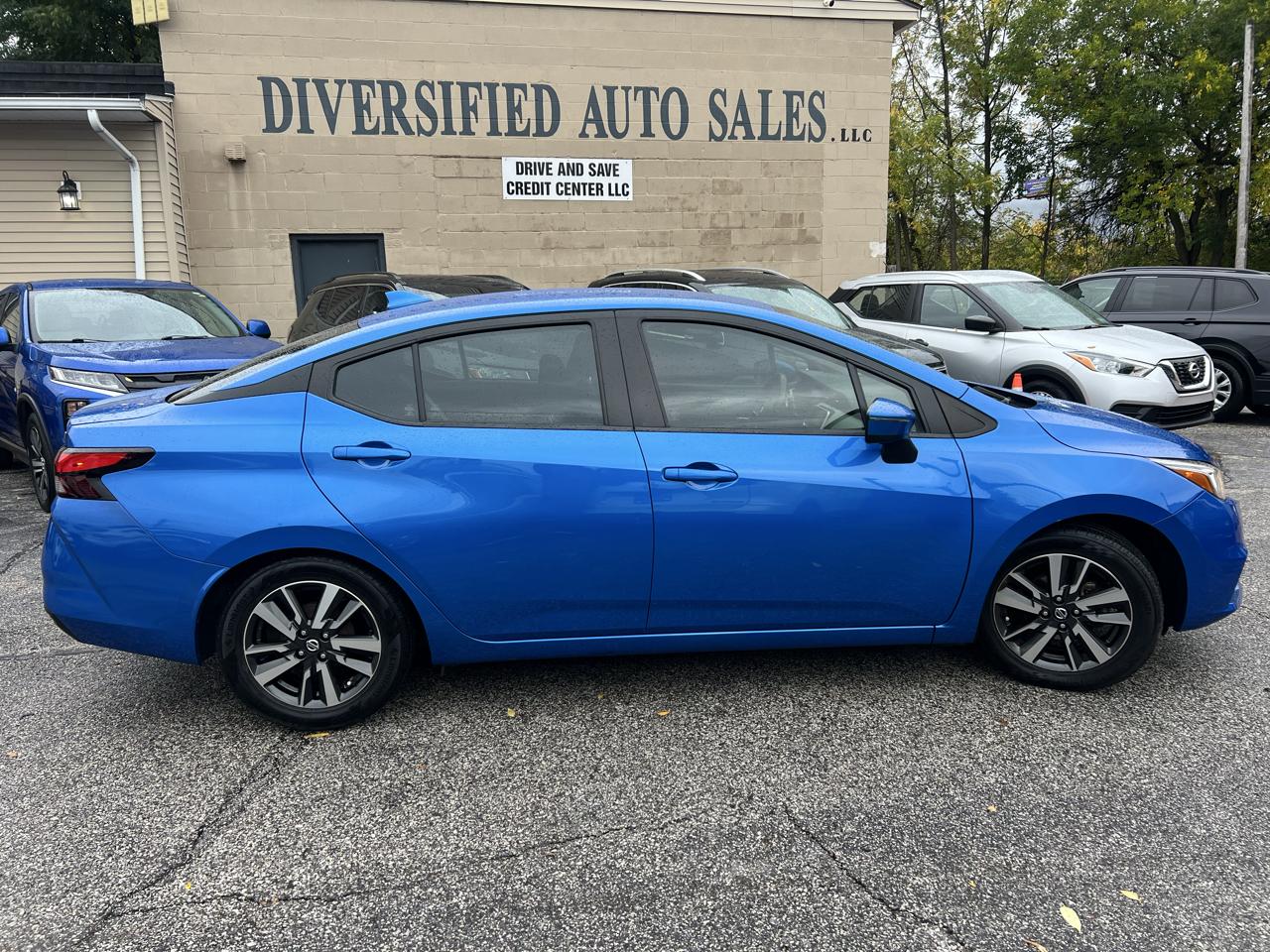 Nissan Versa SV 2021