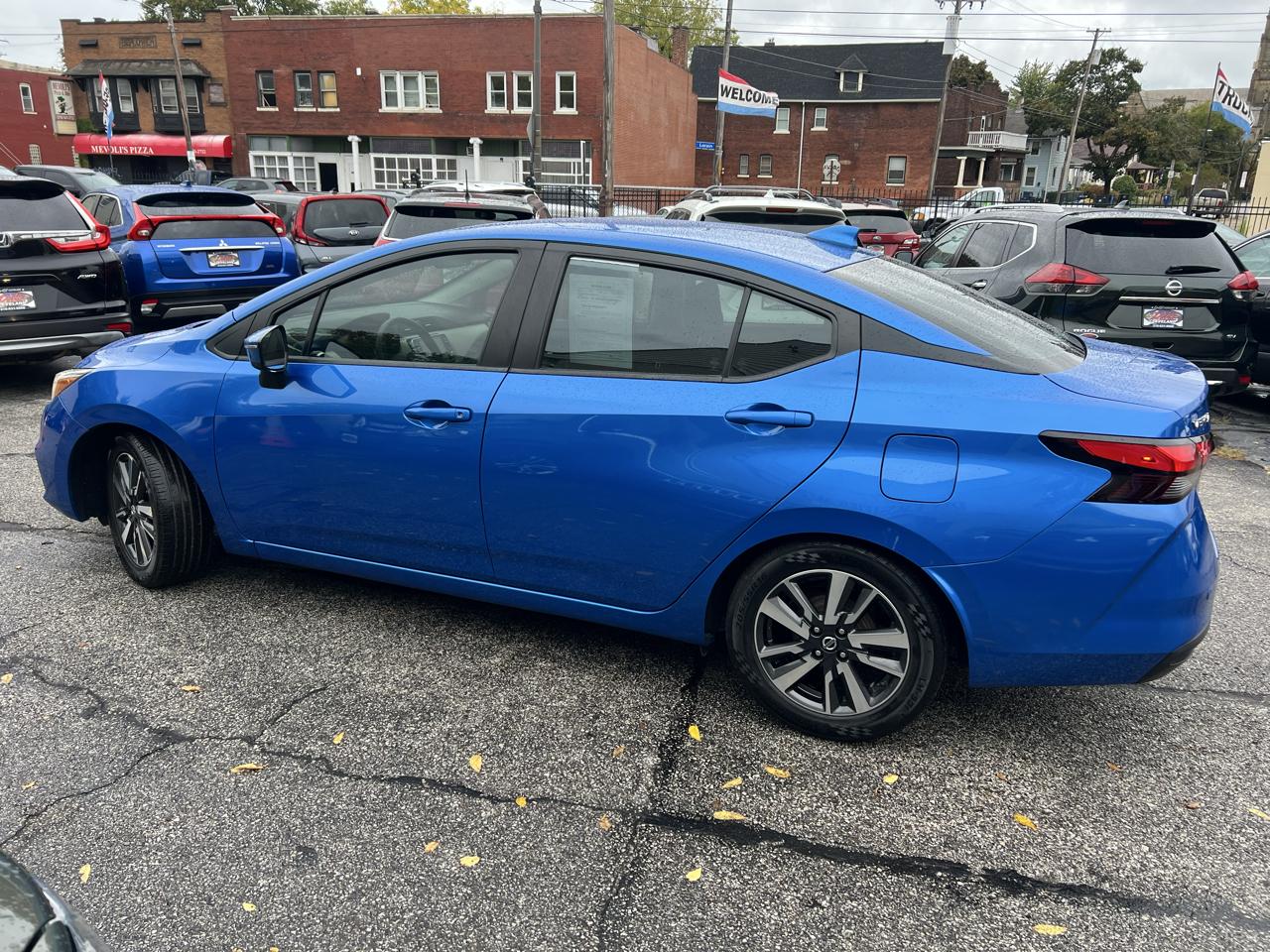 Nissan Versa SV 2021
