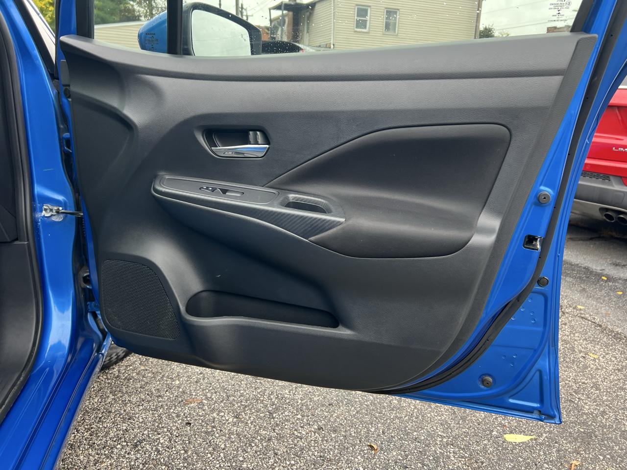 Nissan Versa SV 2021