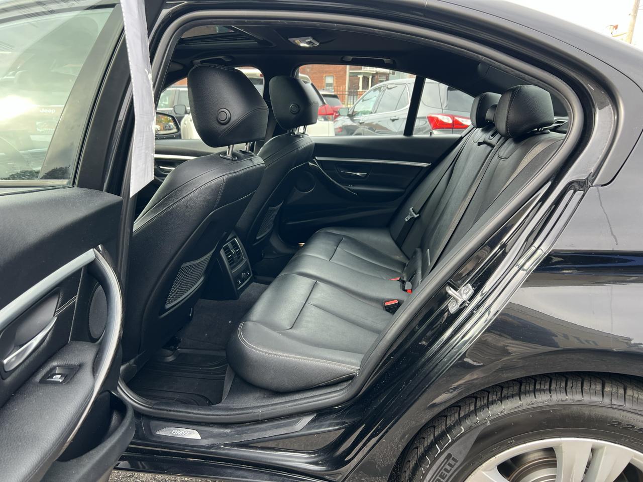 BMW 3 Series 4dr Sdn 328i xDrive AWD SULEV 2016