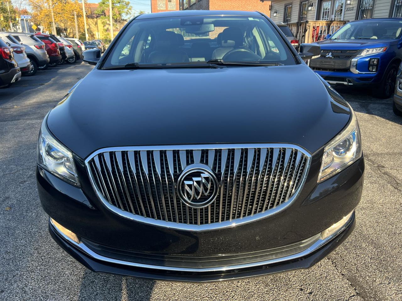 Buick LaCrosse 4dr Sdn Leather FWD 2015