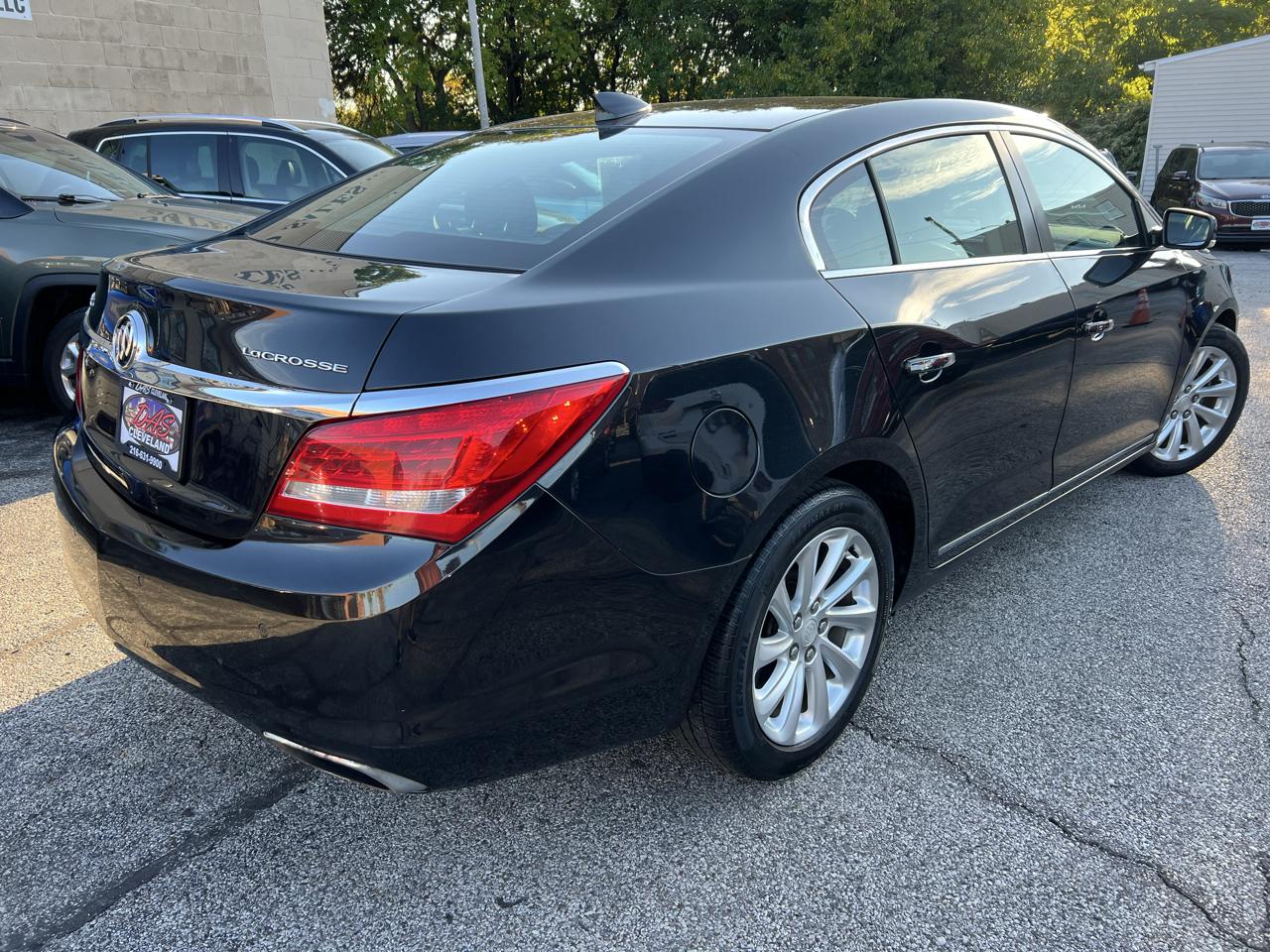 Buick LaCrosse 4dr Sdn Leather FWD 2015