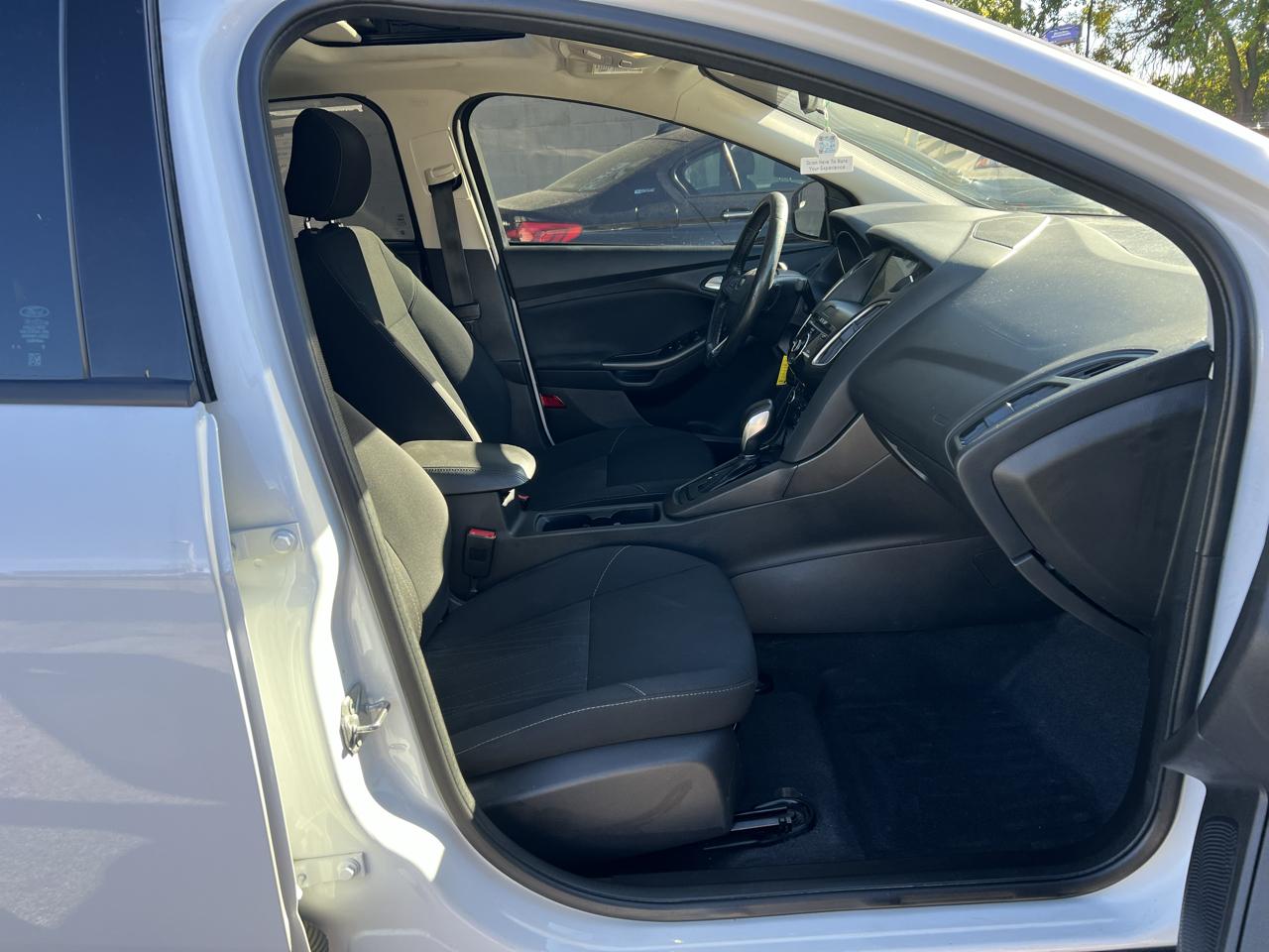 Ford Focus SEL Sedan 2017