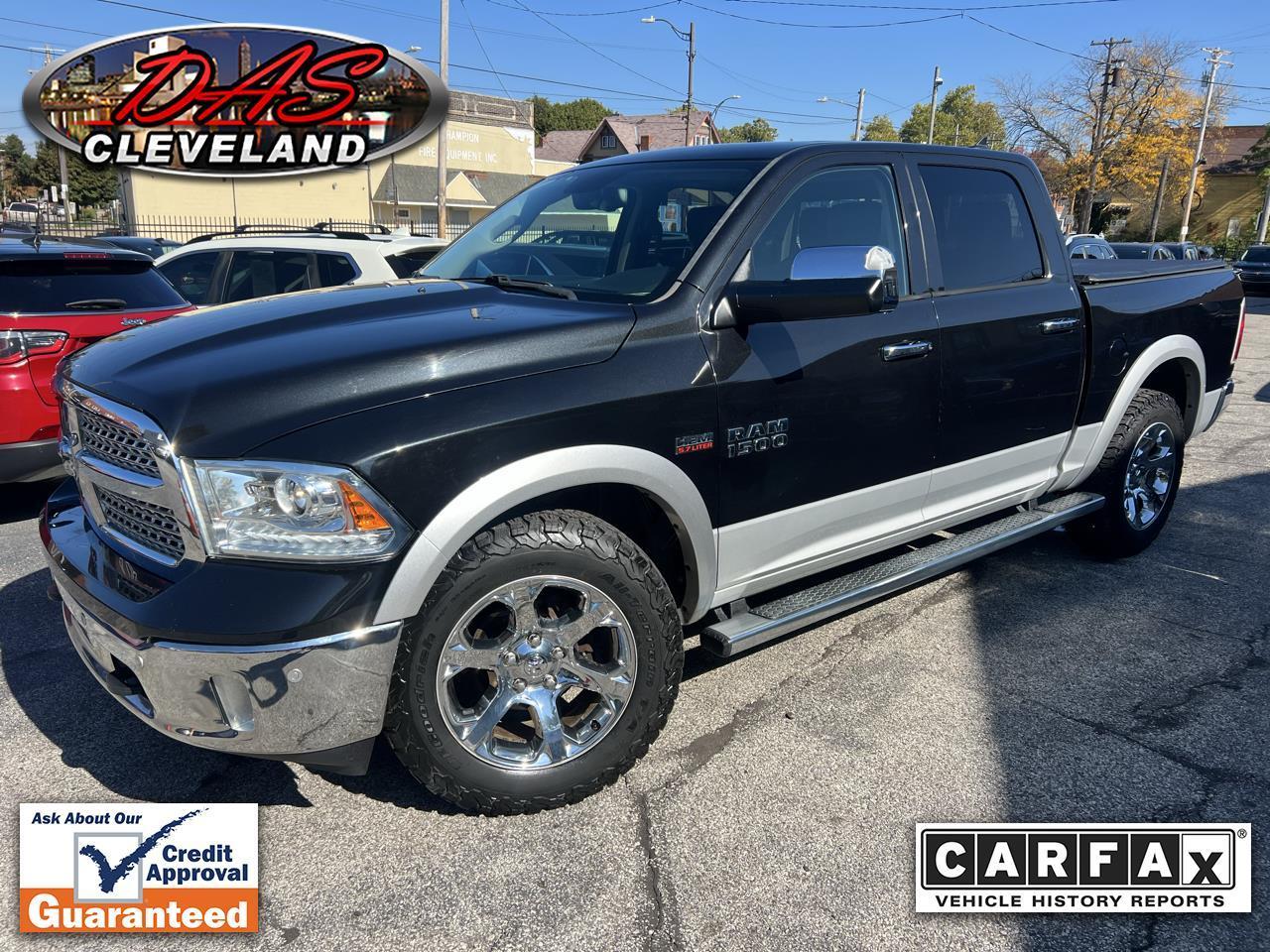 2017 RAM 1500 Laramie 4x4 Crew Cab 5'7" Box
