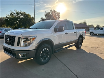 2019 Nissan Titan 4x4 Crew Cab PRO-4X