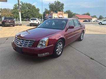2011 Cadillac DTS 4dr Sdn Luxury Collection