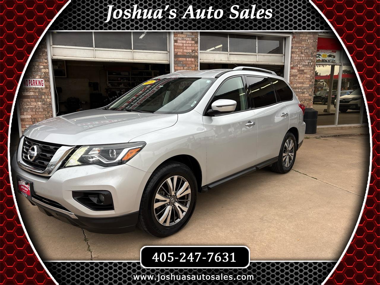 2018 Nissan Pathfinder FWD SV