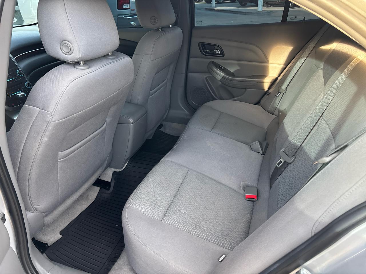 Chevrolet Malibu 4dr Sdn LS w/1LS 2014