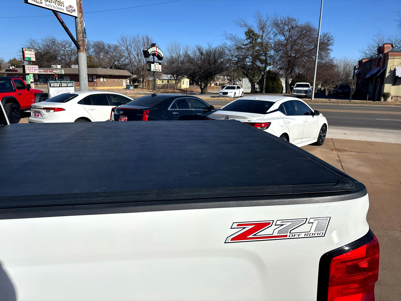 Chevrolet Silverado 1500 4WD Crew Cab 143.5" LT w/2LT 2015