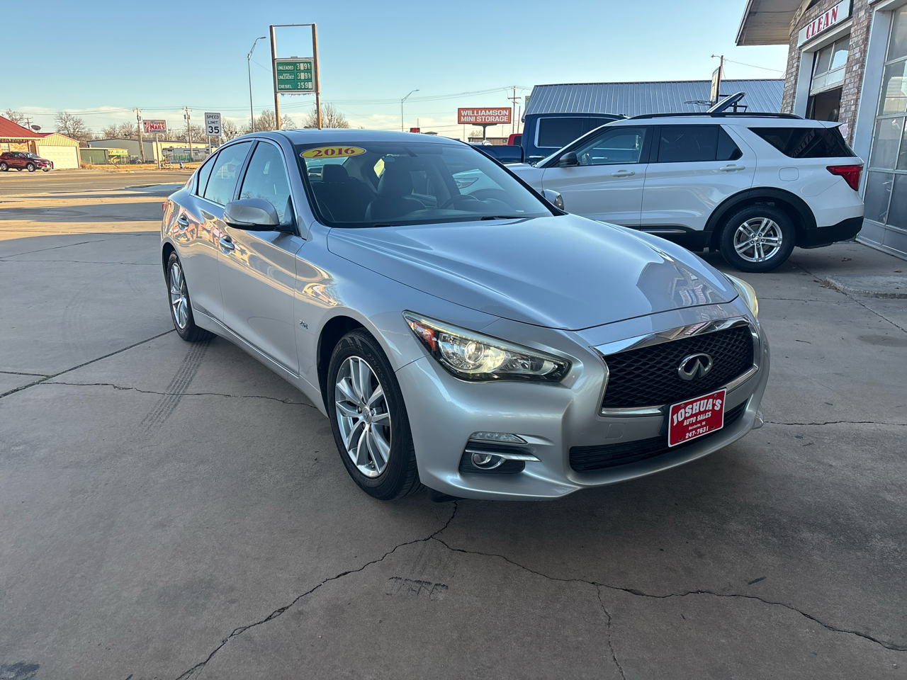 Infiniti Q50 4dr Sdn 2.0t Premium AWD 2016