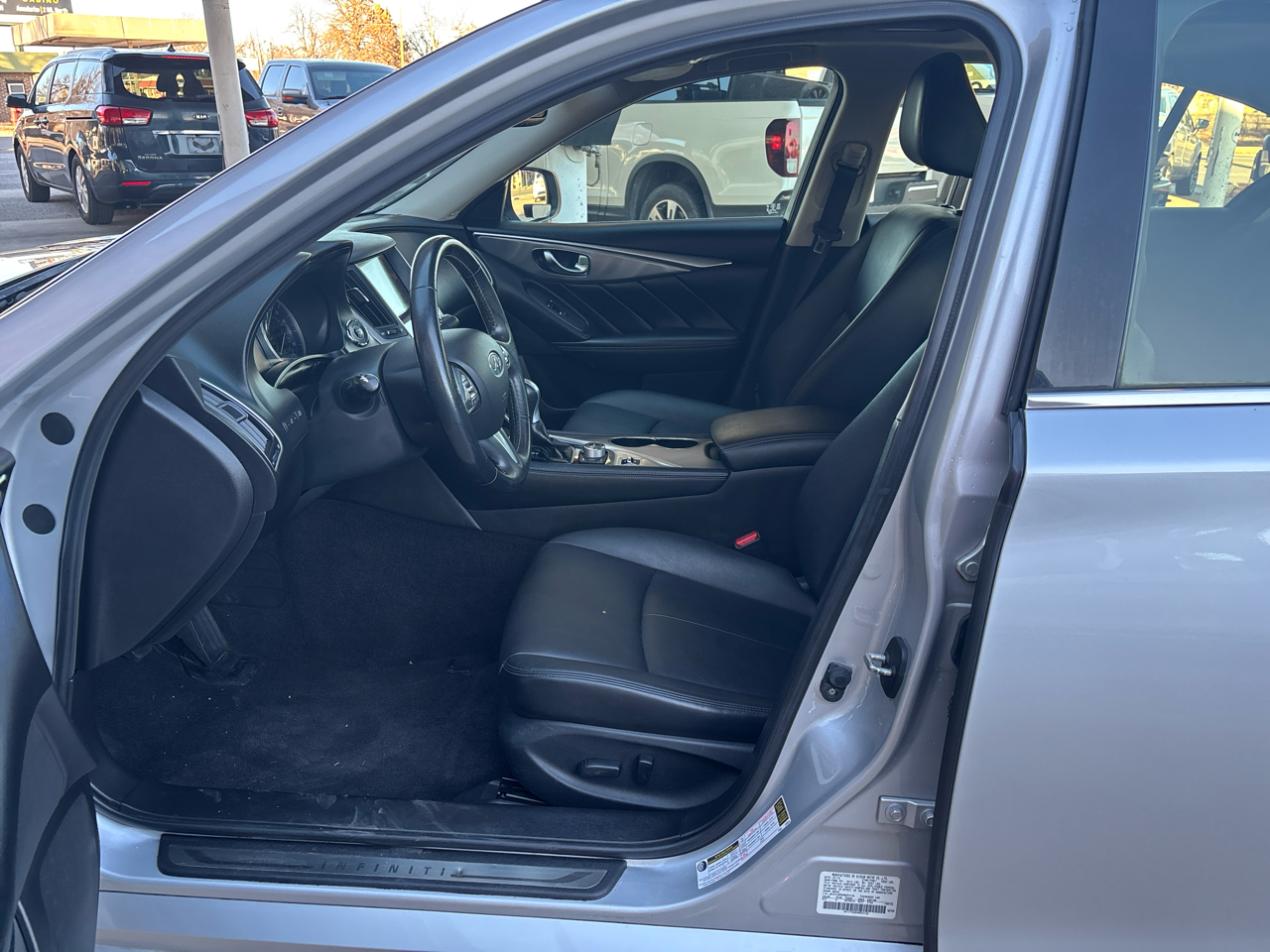 Infiniti Q50 4dr Sdn 2.0t Premium AWD 2016