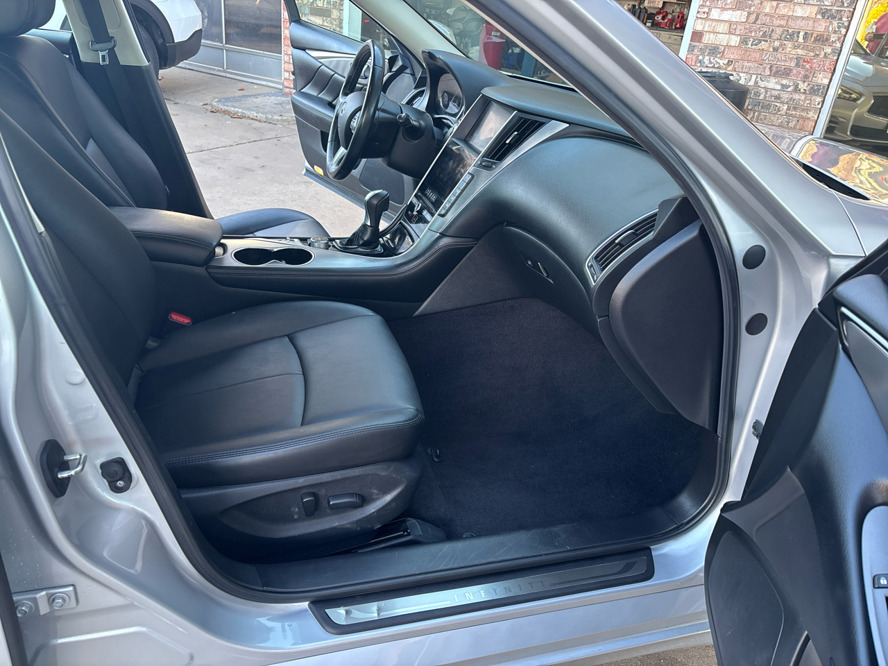 Infiniti Q50 4dr Sdn 2.0t Premium AWD 2016