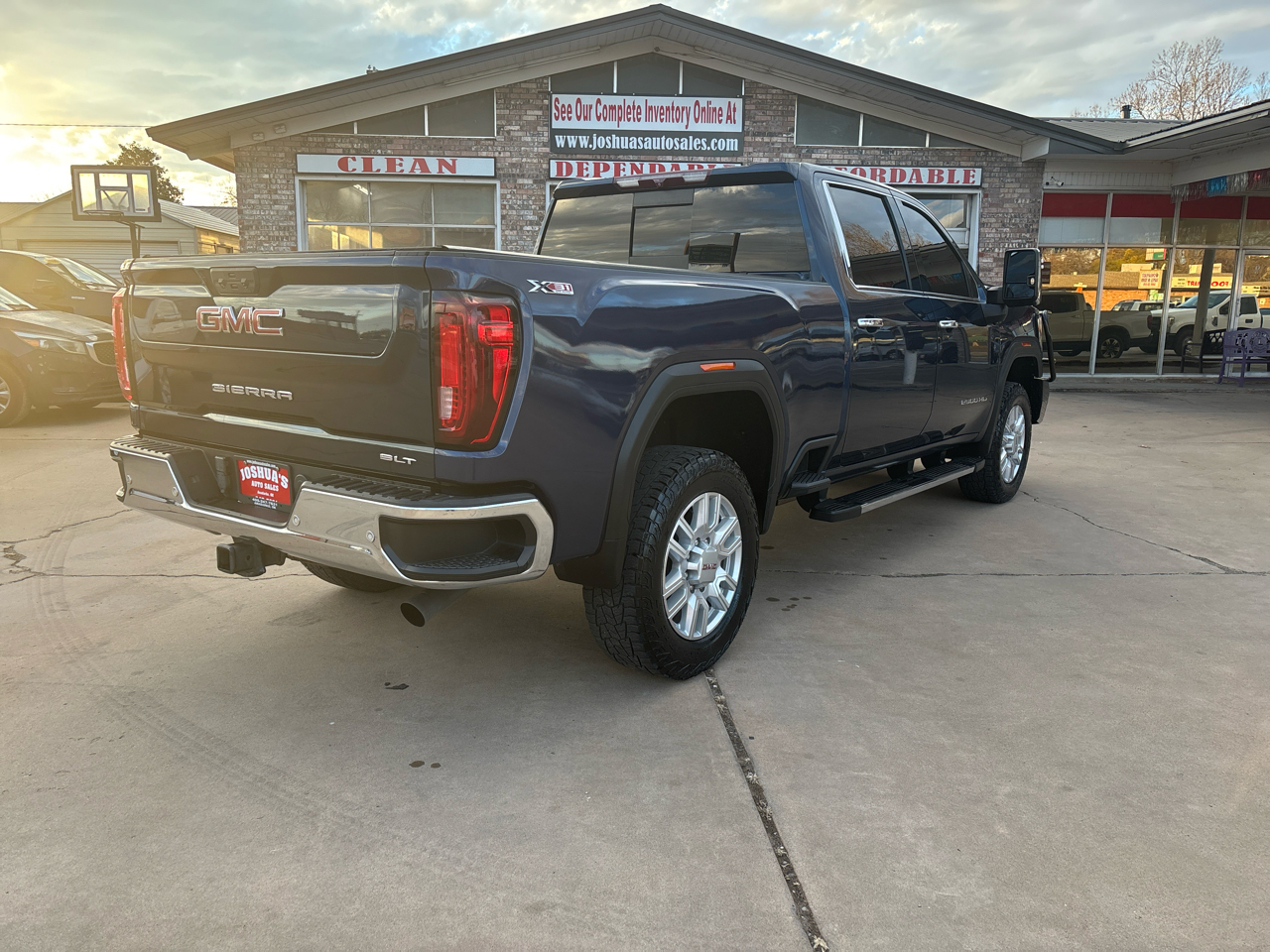 GMC Sierra 2500HD 4WD Crew Cab 159" SLT 2021