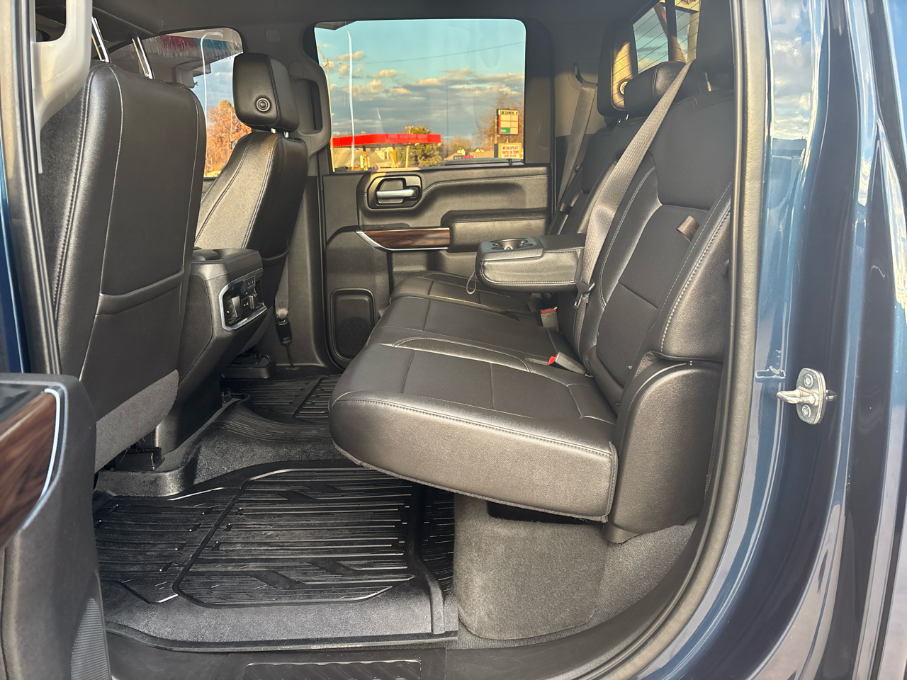 GMC Sierra 2500HD 4WD Crew Cab 159" SLT 2021