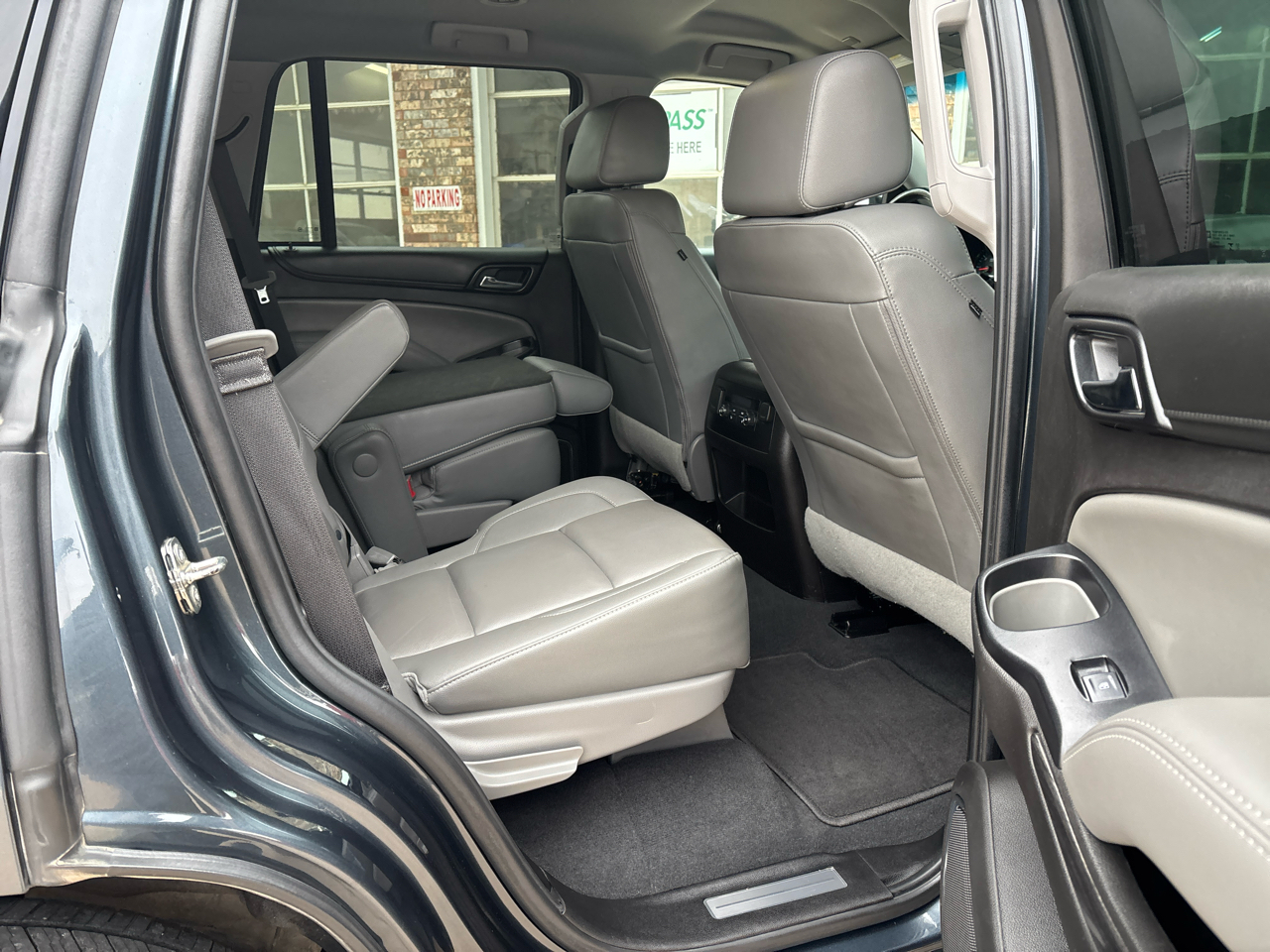 Chevrolet Tahoe 4WD 4dr LT 2019