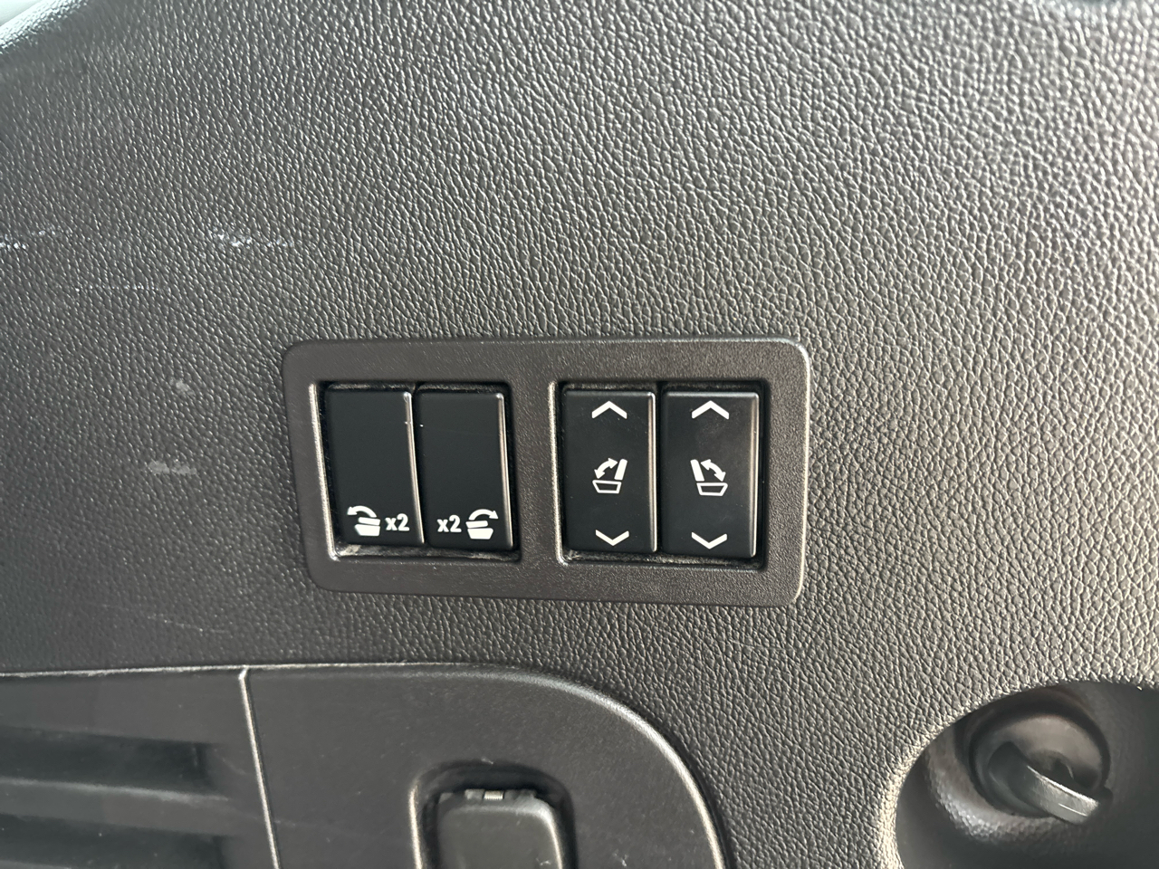 Chevrolet Tahoe 4WD 4dr LT 2019