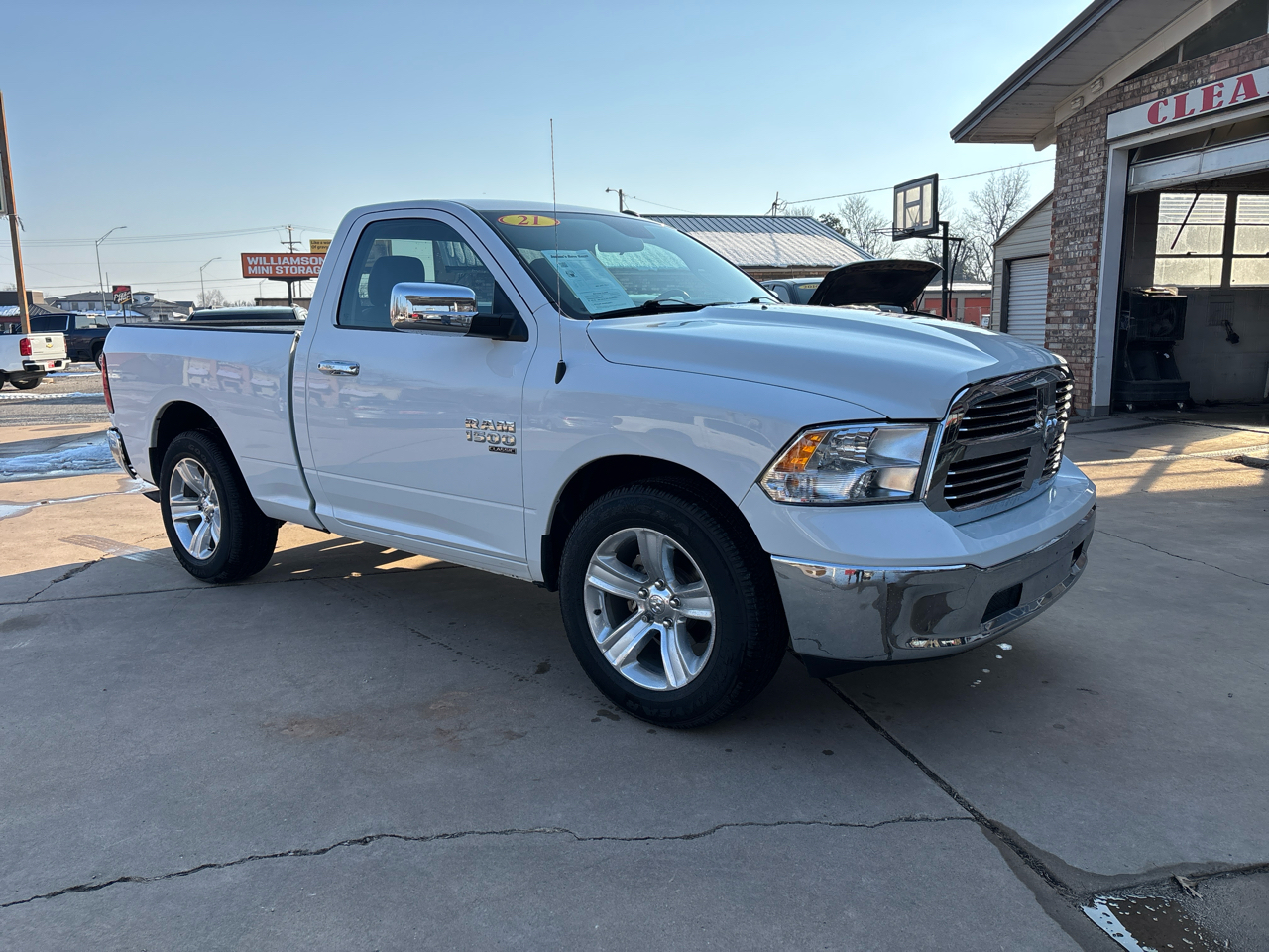 RAM 1500 Classic Tradesman 4x2 Reg Cab 6'4" Box 2021