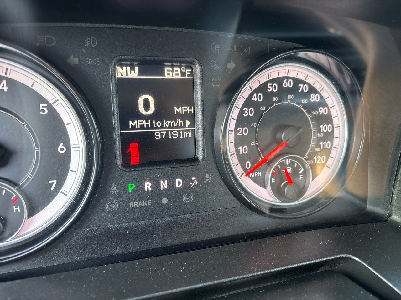 RAM 1500 Classic Tradesman 4x2 Reg Cab 6'4" Box 2021