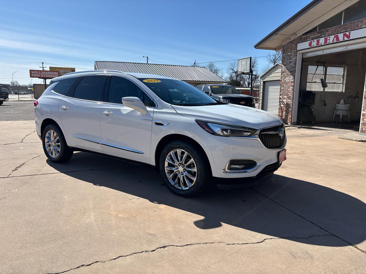 Buick Enclave FWD 4dr Essence 2019