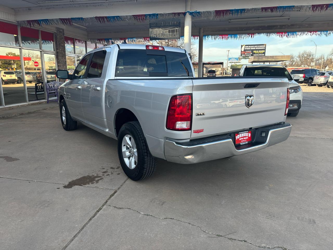 RAM 1500 Classic SLT 4x2 Crew Cab 5'7" Box 2019