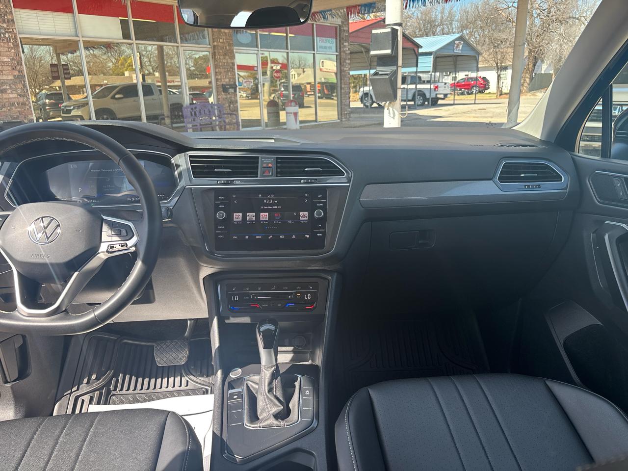 Volkswagen Tiguan 2.0T Wolfsburg Edition FWD 2024