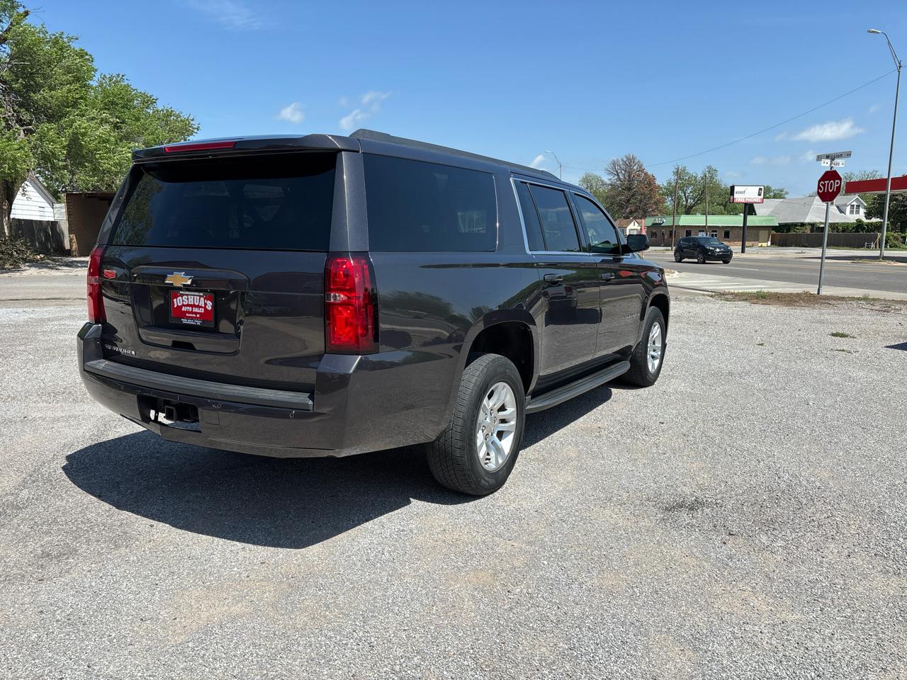 Chevrolet Suburban 2WD 4dr 1500 LS 2018