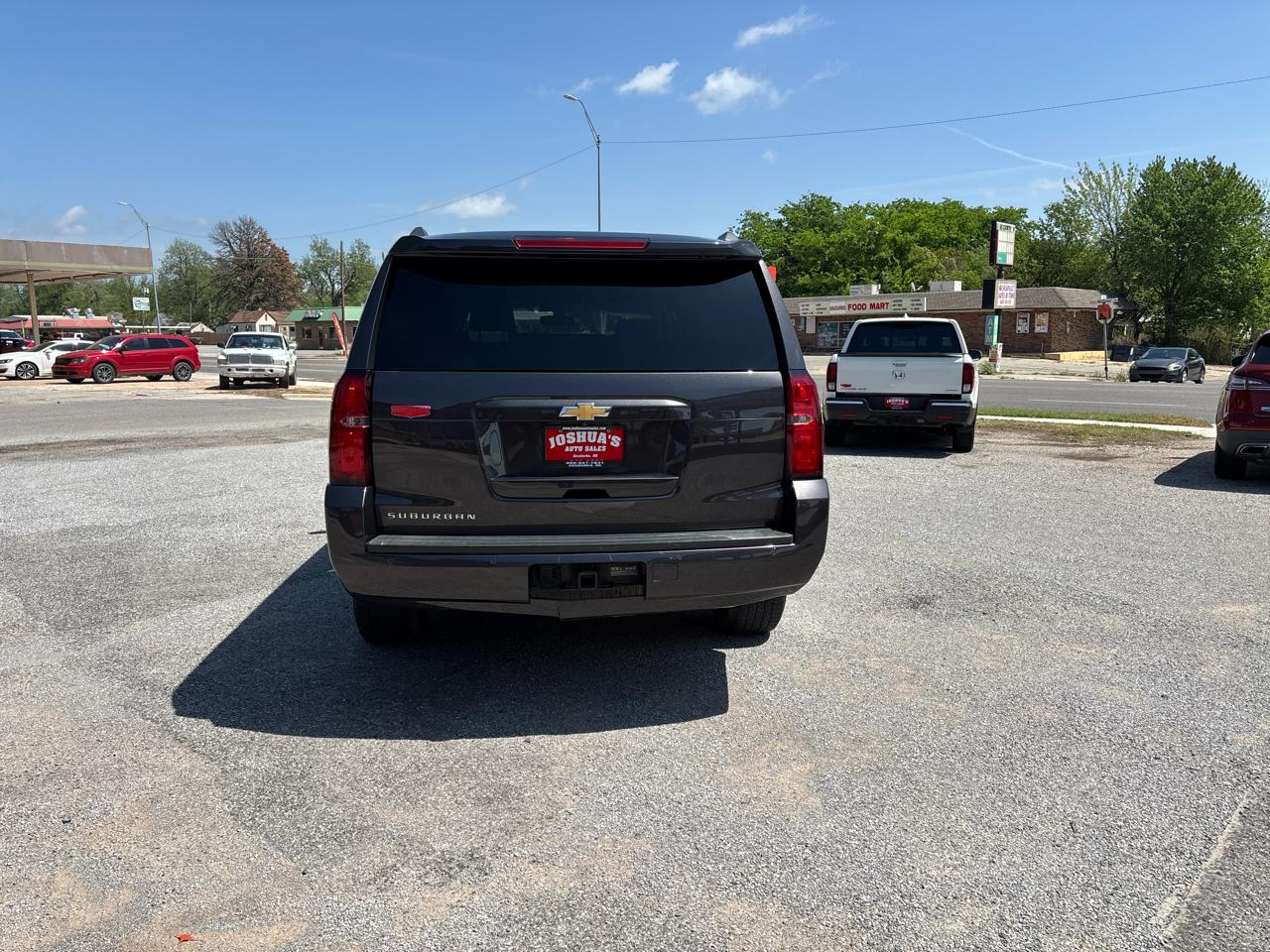Chevrolet Suburban 2WD 4dr 1500 LS 2018