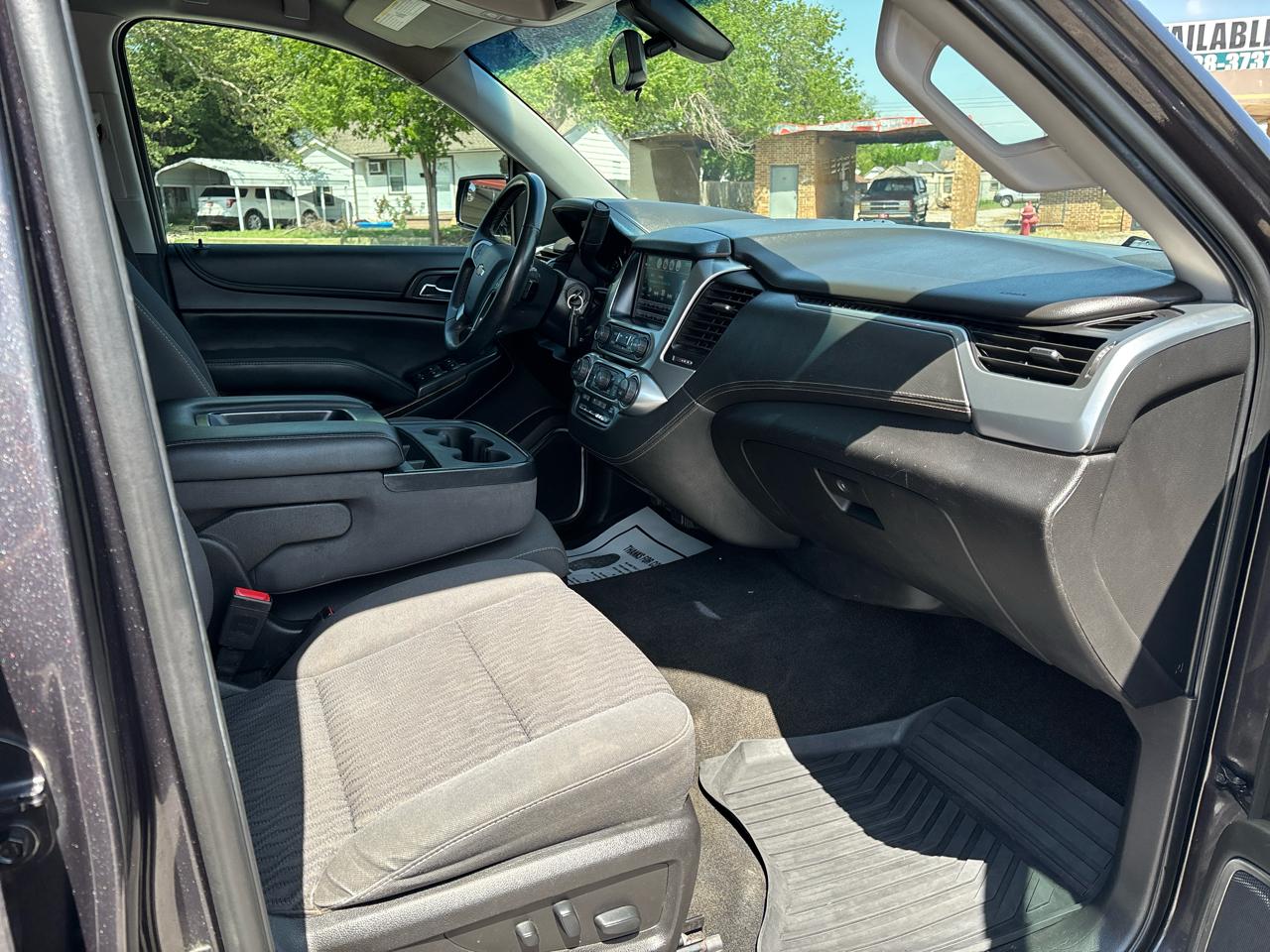 Chevrolet Suburban 2WD 4dr 1500 LS 2018